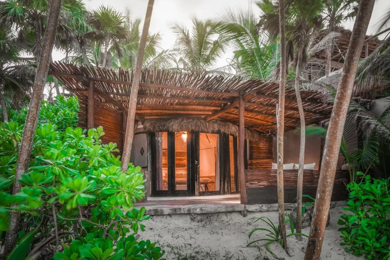 Mistiq Hotel Tulum